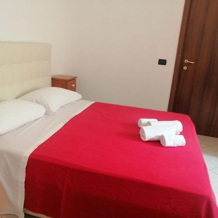 פירנצה Apartment In Front Of The Train Station! מראה חיצוני תמונה