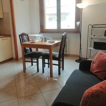 פירנצה Apartment In Front Of The Train Station! מראה חיצוני תמונה