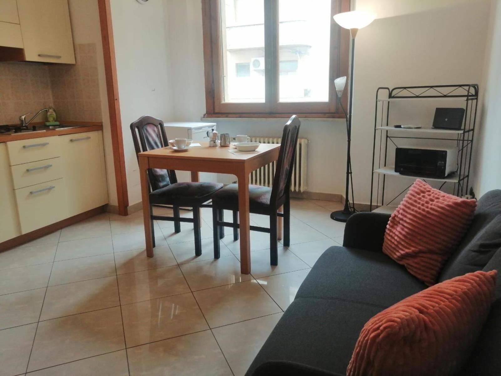 פירנצה Apartment In Front Of The Train Station! מראה חיצוני תמונה